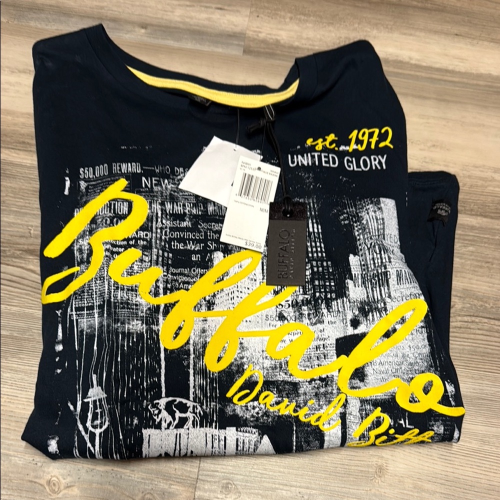 Buffalo Graphic T-Shirt in Black and Yellow